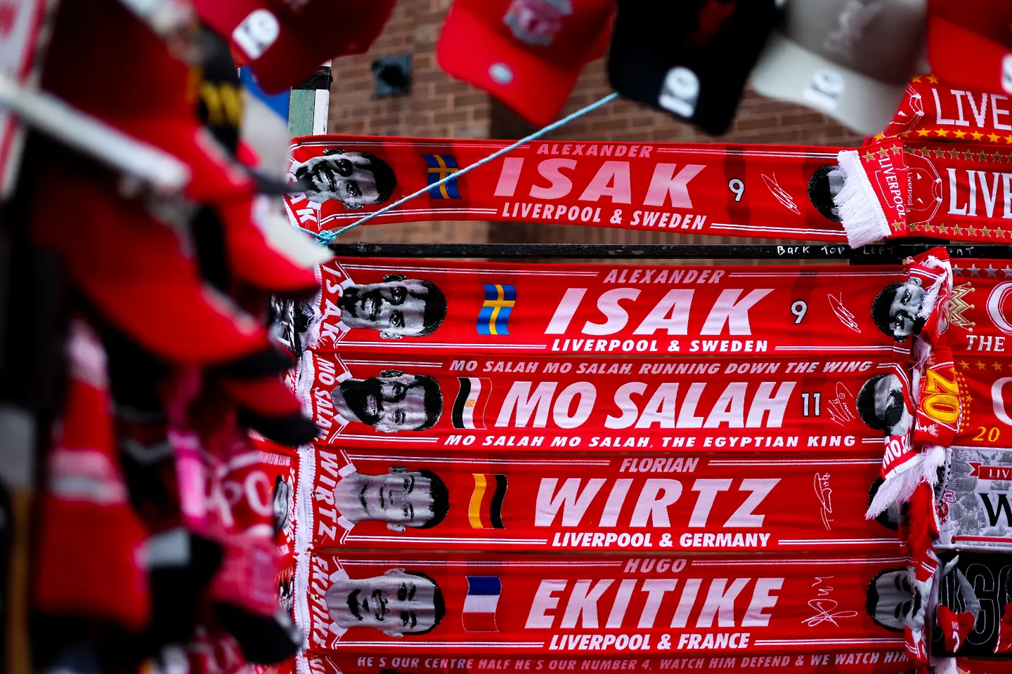 Александър Исак, Флориан Вирц, Юго Екитике, Мохамед Салах / Getty Images