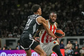 Български национал изравни исторически рекорд в Евролигата по баскетбол