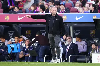 Планът на Барселона за Ханзи Флик