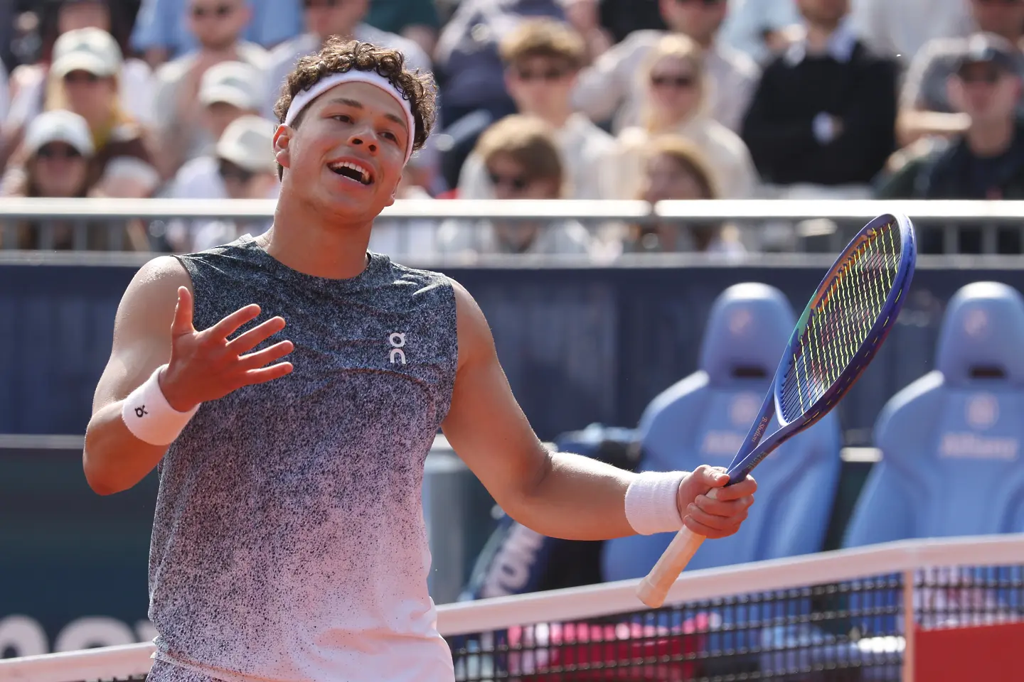 Шелтън триумфира в Мюнхен, Коболи не материализира успеха над Зверев