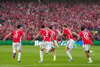 АЗ Алкмаар, отстранил Левски в плейофите в Лигата на конференциит...