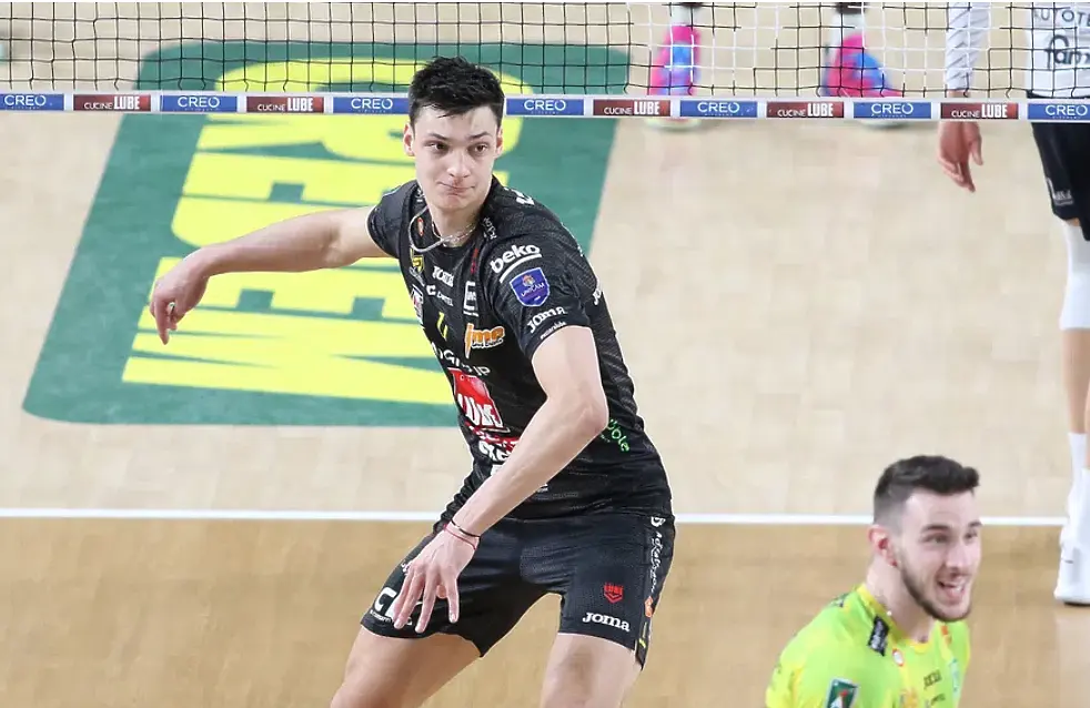 Алекс Николов / legavolley.it