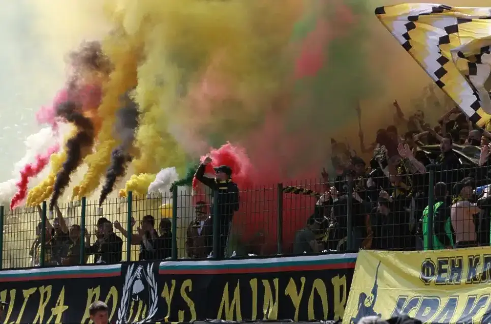 350 факли ще озарят Перник за юбилея на Миньор – готви се мащабно шоу