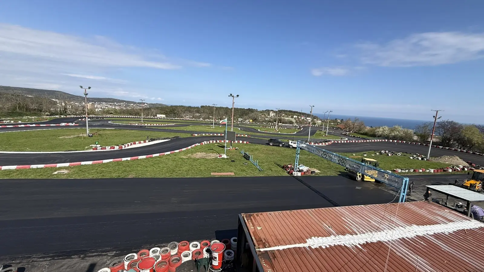 Картинг емоцията превзема Варна – състезание на чисто нов асфалт и битка за тест с болид от Формула 4 под зоркия поглед на Никола Цолов