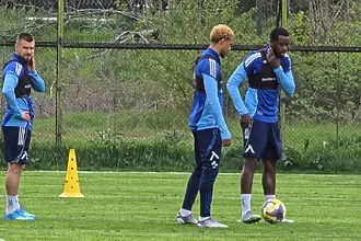 Левски тренира без Сангаре, но трима се завърнаха