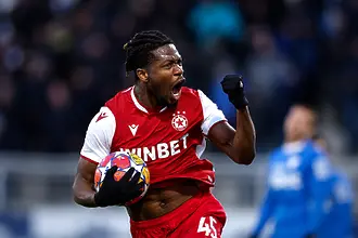 Преди 11 години ги пратиха при аматьорите, а сега провал на ЦСКА ги изстреля на Олимп