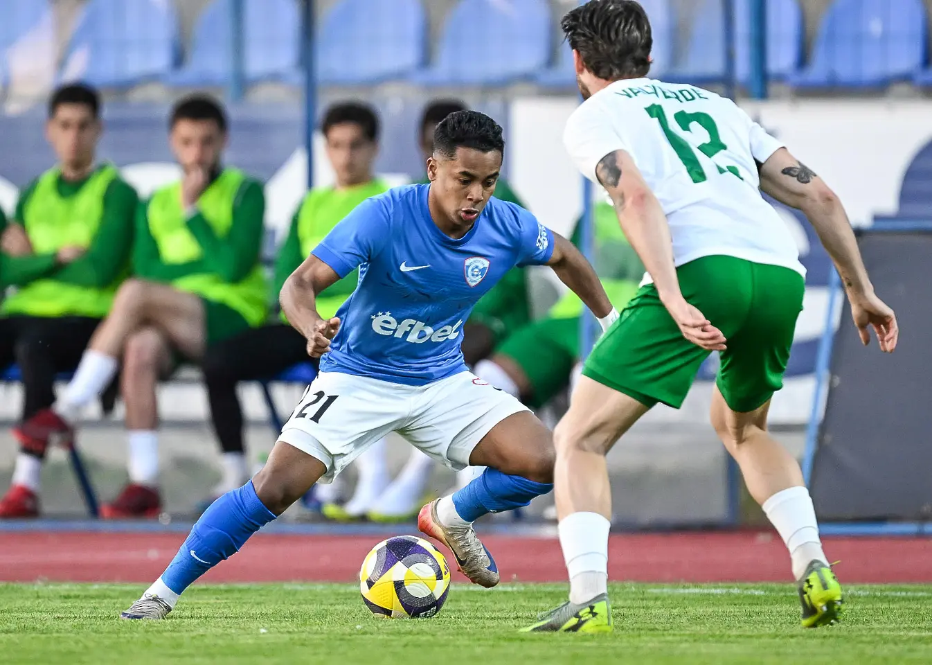 Шанде, Давид Валверде / startphoto.bg