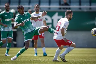 ЦСКА 1948 зарадва Левски преди Дербито с успех над Лудогорец в Разград