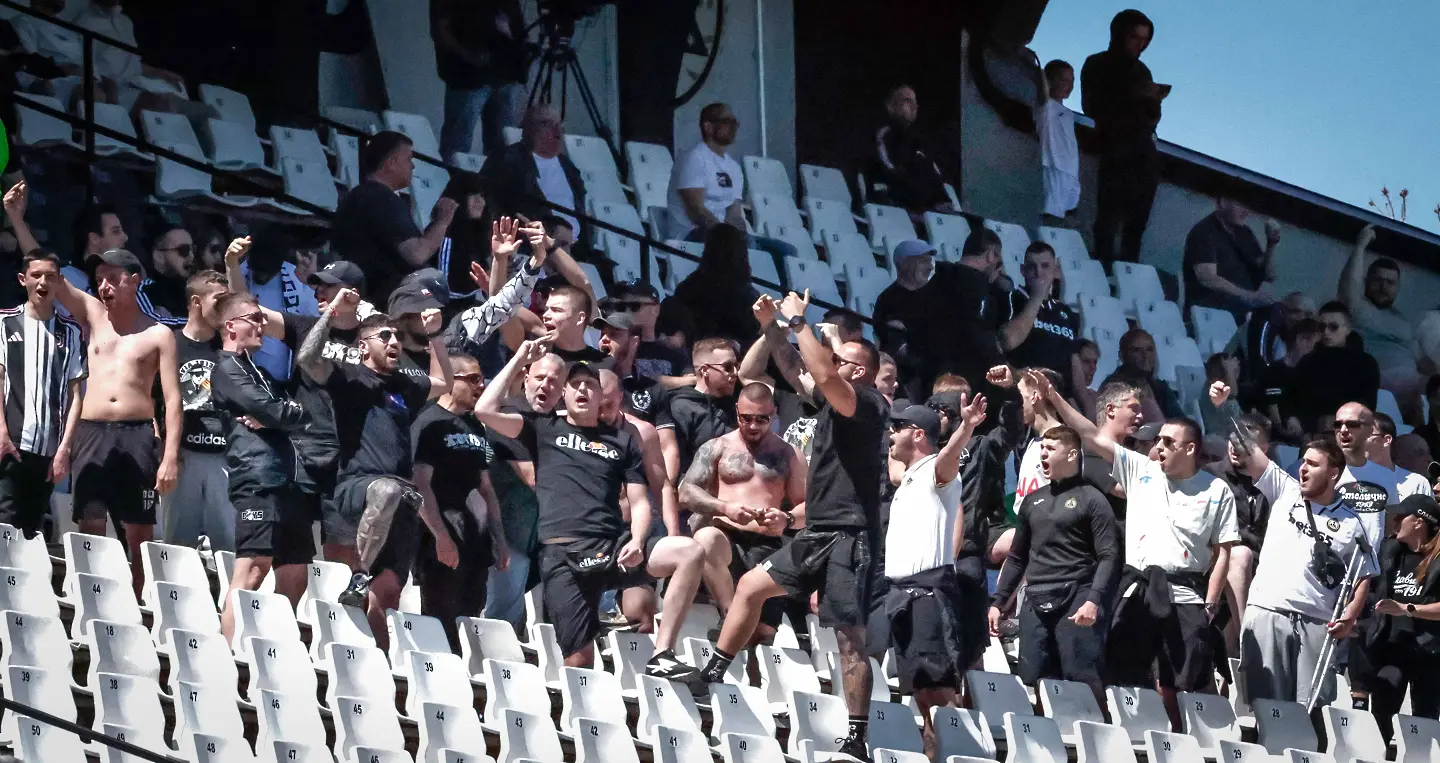 Фенове на Славия/startphoto.bg