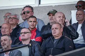 Цветомир Найденов се появи на мач от Първа лига