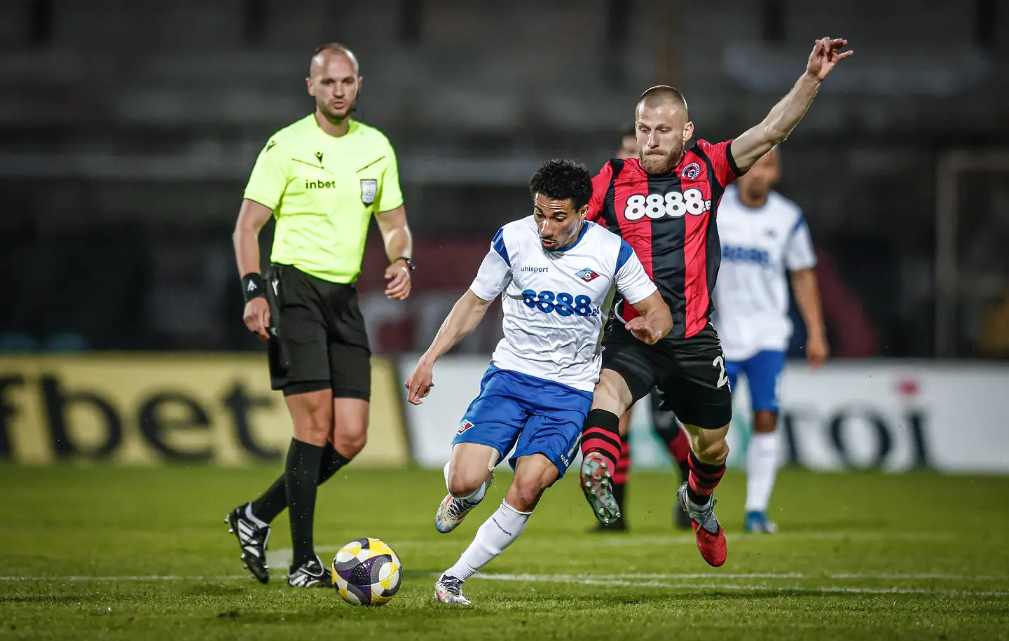 Николас Фонтейн, Реян Даскалов / startphoto.bg