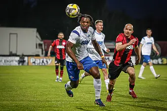 +1 за Септември от „Надежда“ срещу Локомотив София - битката на дъното става жестока