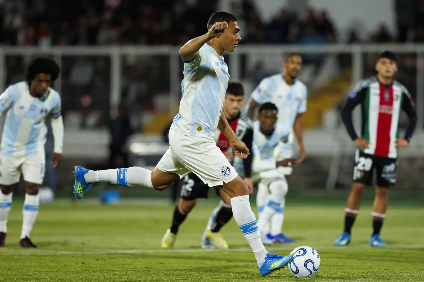 Карлос Винисиус / Getty Images