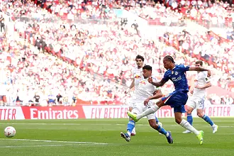 Барселона с изненадващ ход: набеляза звезда на Челси като алтернатива на голямата си цел