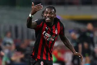 Гневът на феновете доведе до кардинално решение на Рафа Леао