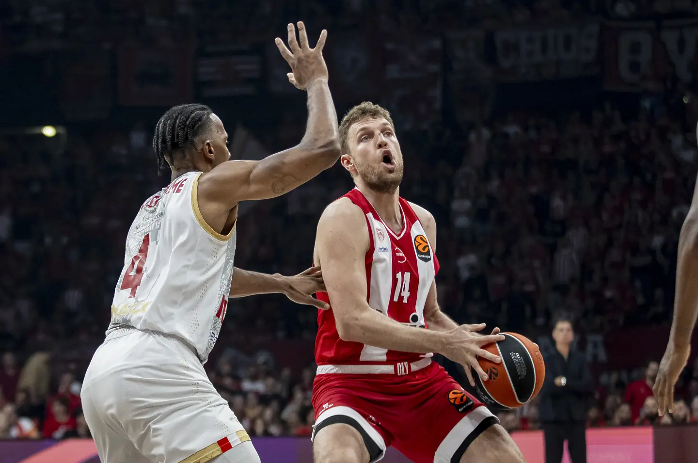 Александър Везенков / Getty Images