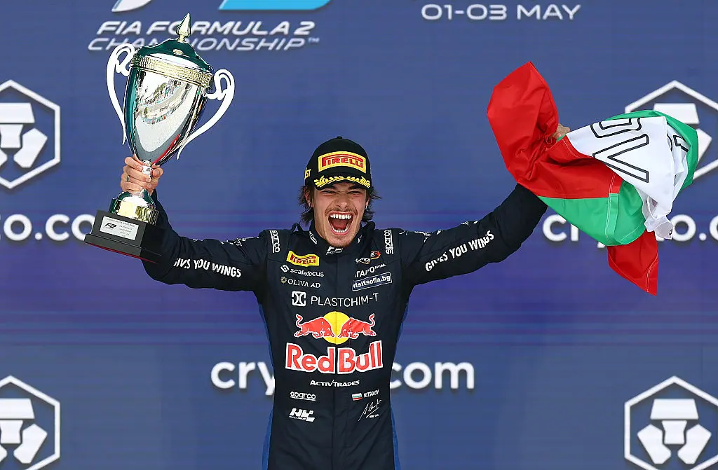 Никола Цолов / Getty Images 