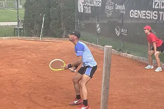 Димитър Кузманов отпадна на 1/8-финалите в Шимкент