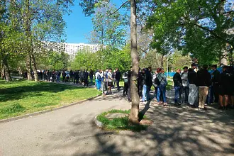 Треска за билети на 