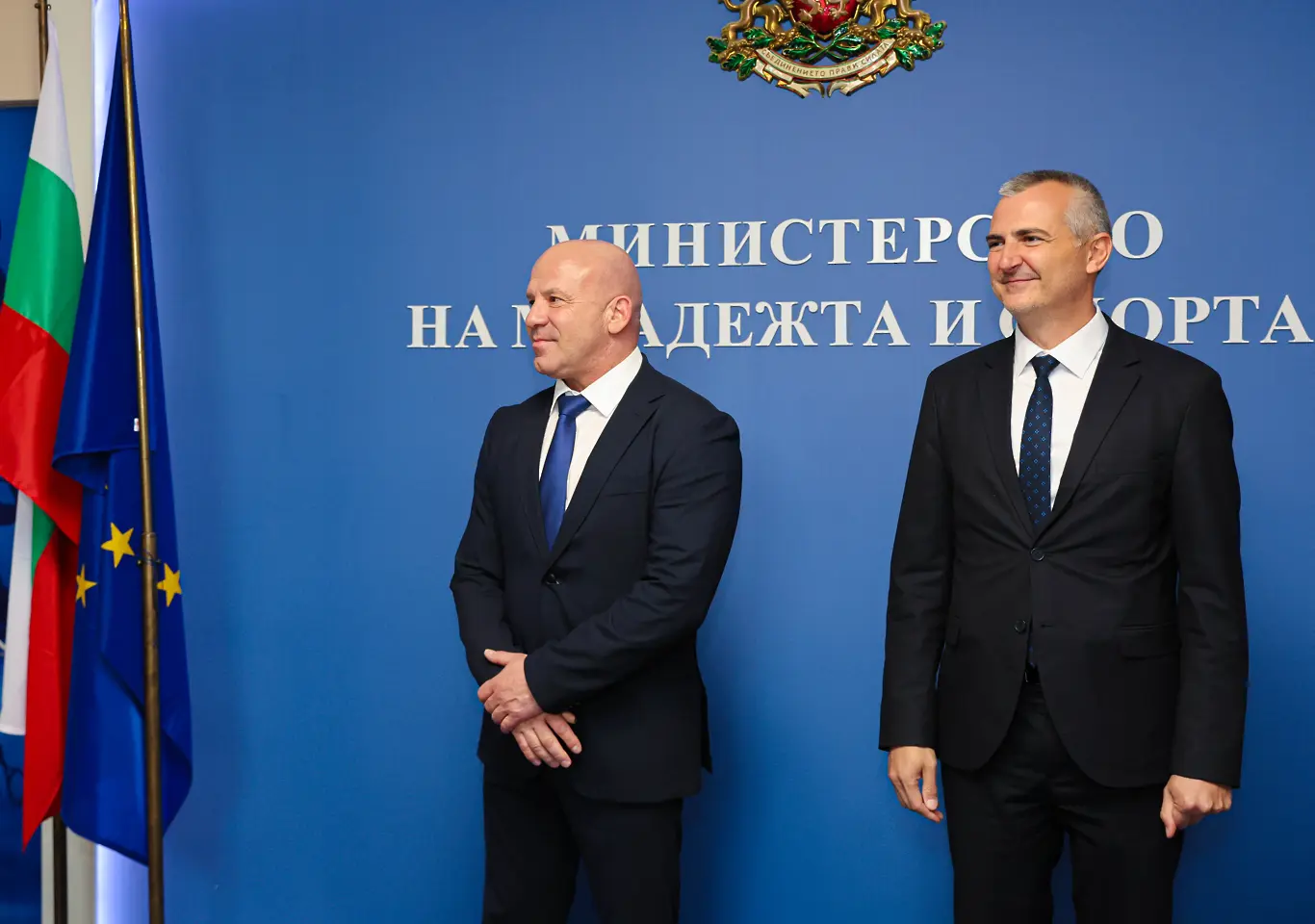 Димитър Илиев официално предаде поста министър на младежта и спорта на своя наследник Енчо Керязов
