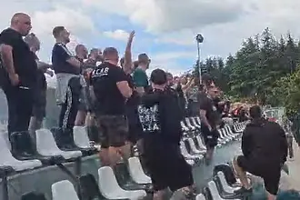Феновете на Берое надъхаха футболистите преди решаващия мач със Септември (ВИДЕО)