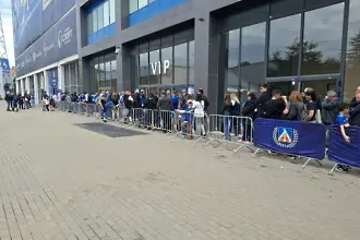 Феновете на Левски се докоснаха до дългоочакваната титла (ВИДЕО)