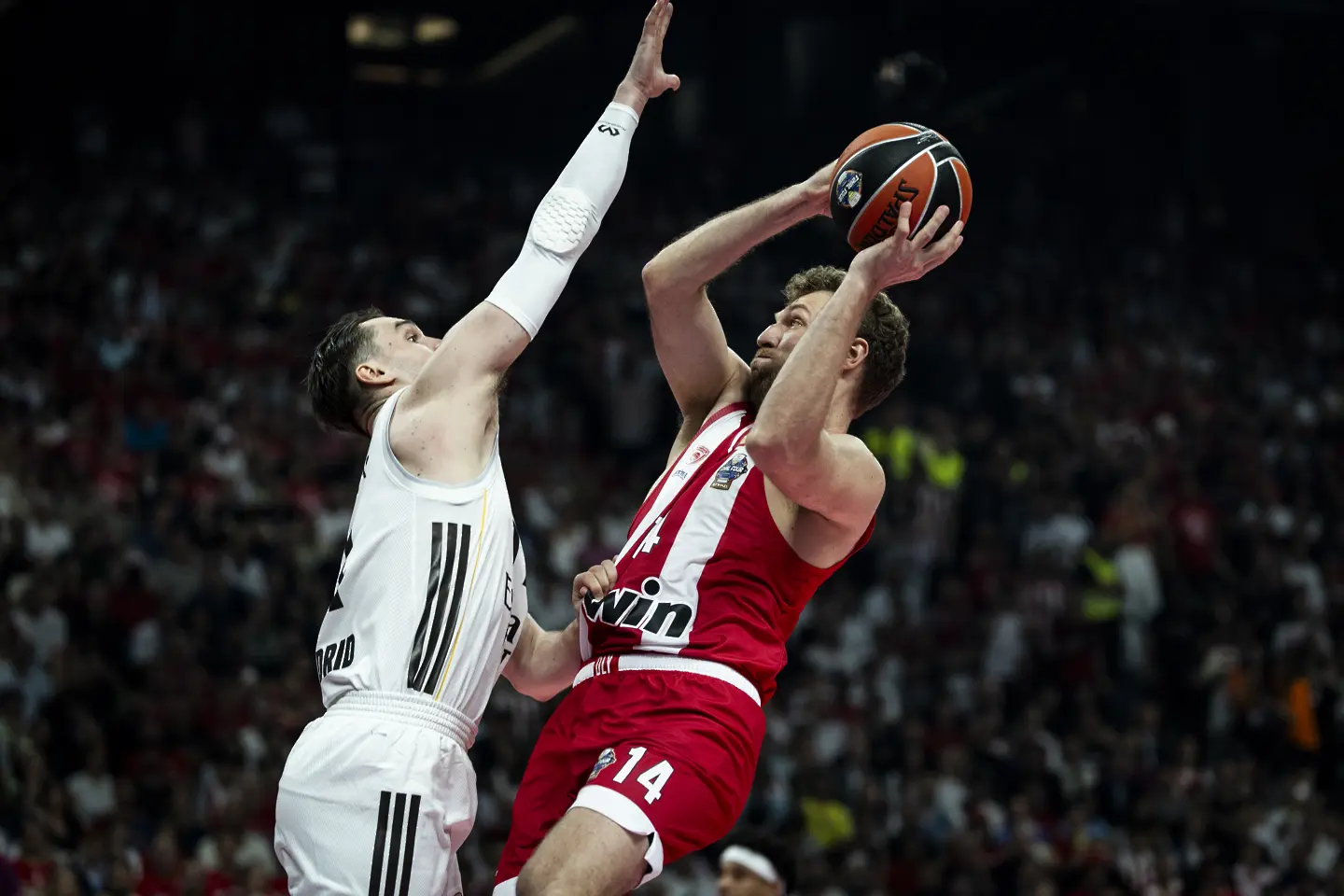 Александър Везенков / Getty Images