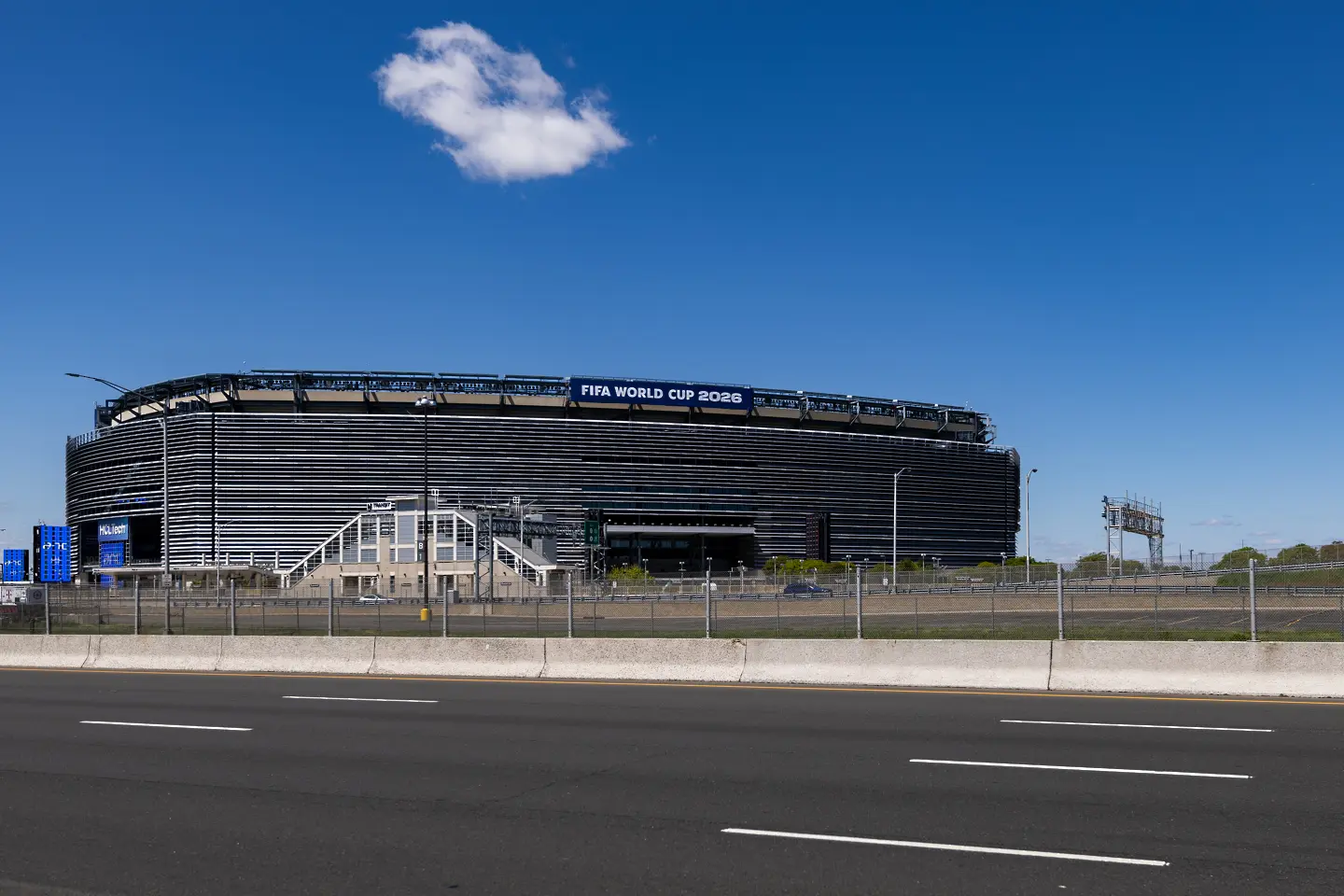 Стадионите на Световното: „Metlife Stadium“ - емблемата от NFL приема най-важния мач във футбола