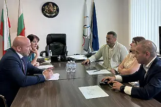 Министерството на младежта и спорта и ЦСКА потвърдиха запазванет...