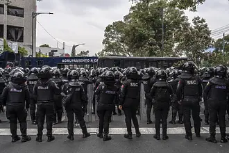 Хиляди полицаи са на крак в Мексико Сити за старта на Световното