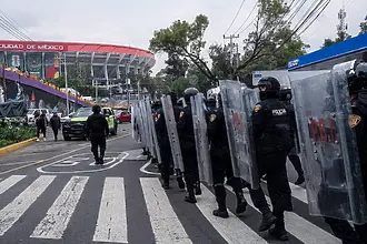Напрежение в Мексико Сити преди старта на Световното