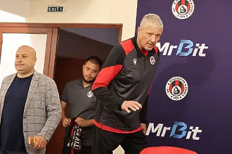 Пенев за новото правило U23: Не е голяма стъпка, а голяма крачка, но го приветствам (ВИДЕО)