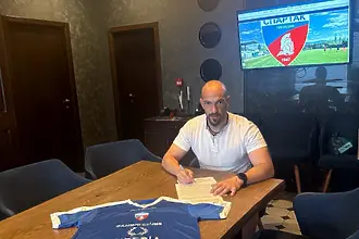 Кириакос Георгиу цъфна под тепетата