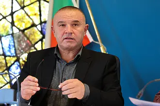 Скандал в щангите: Стефан Ботев обвини Милашки в източване на хиляди от федерацията