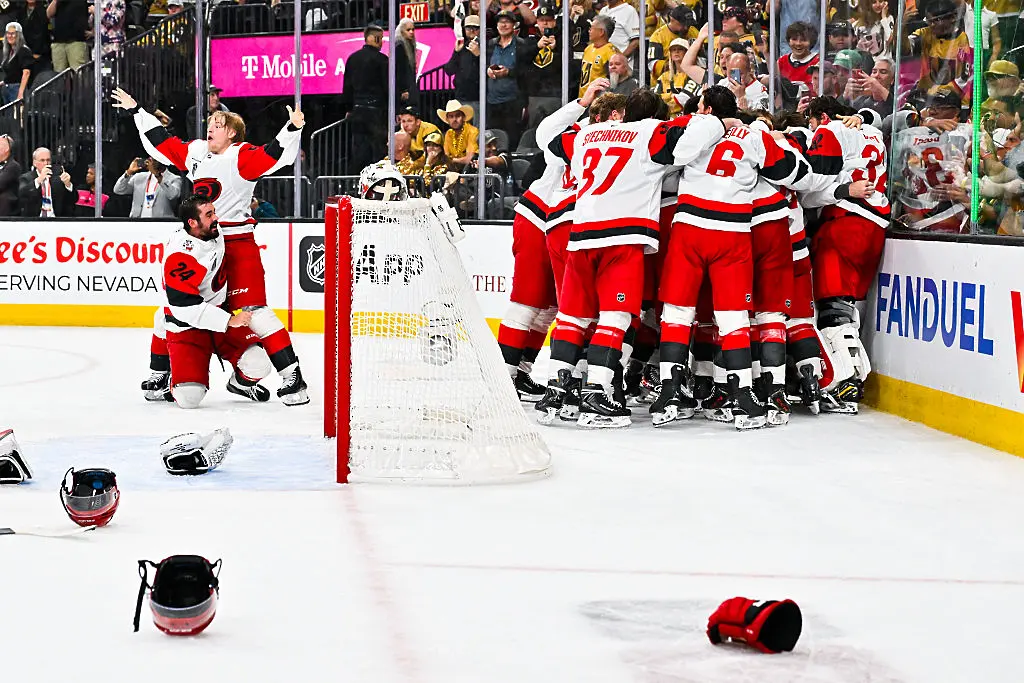 Каролина Хърикейнс / Getty Images 