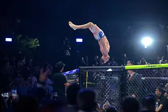 Гейджи унищожи Топурия в мач за историята в Белия дом (ВИДЕО)