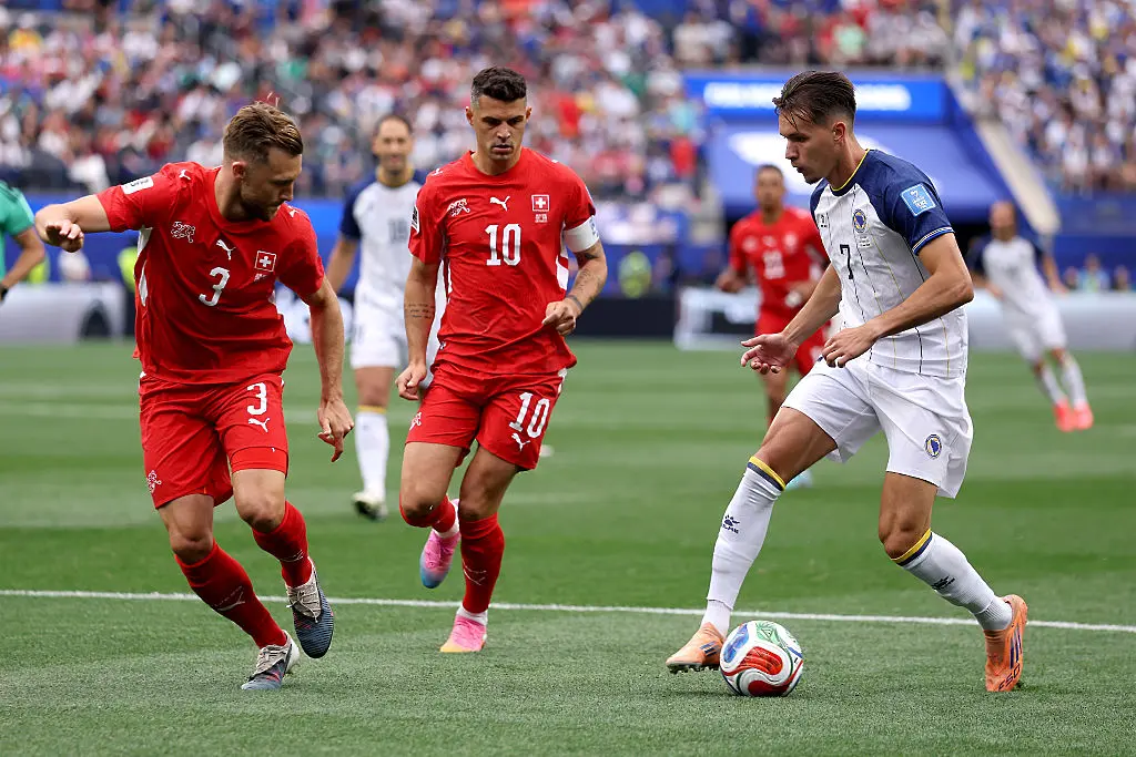 Амар Дедич срещу Нико Елведи / Getty Images 