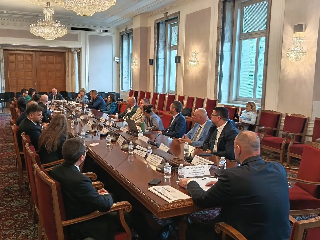 Весела Лечева информира депутатите за състоянието на БОК