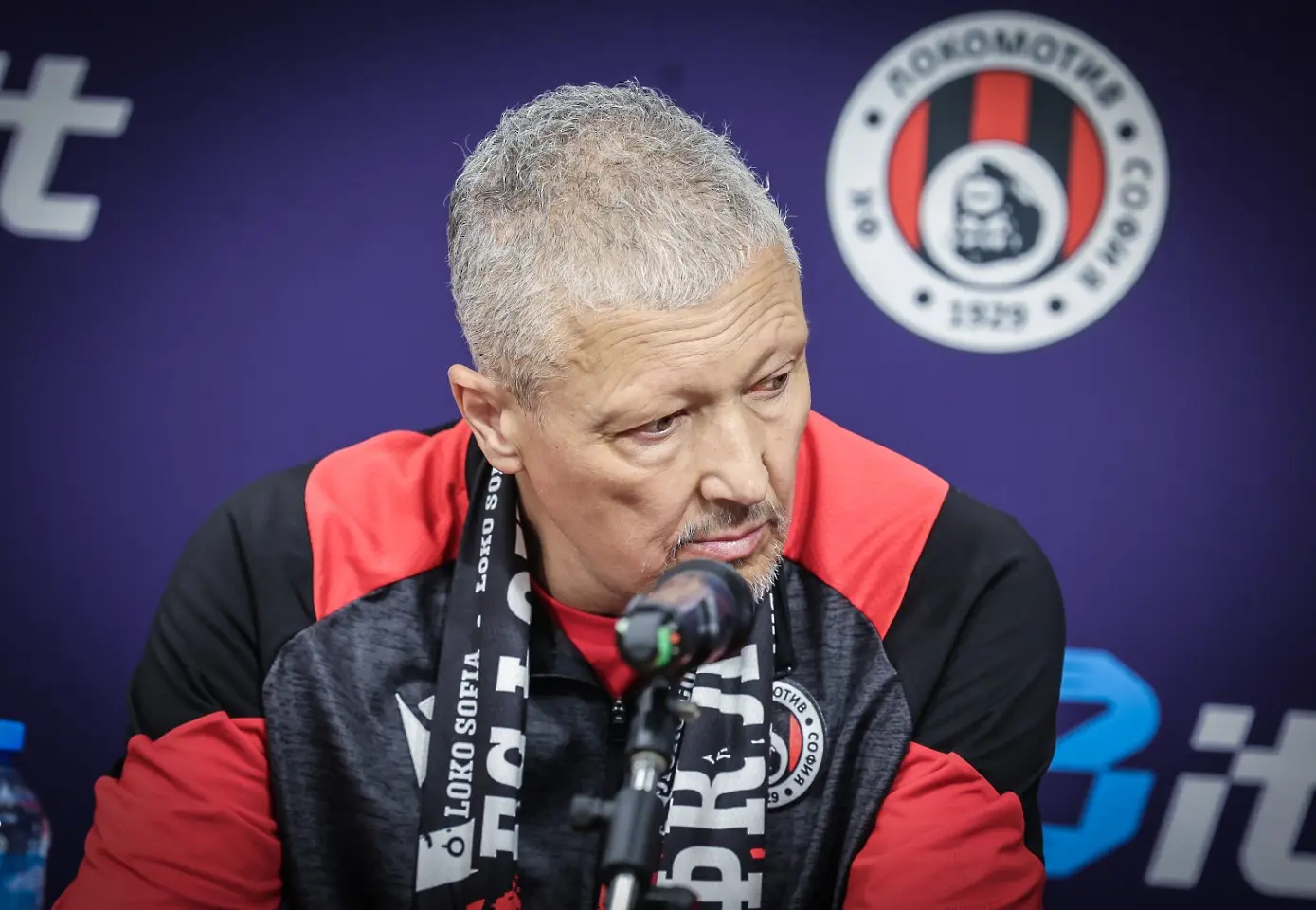 Любослав Пенев / startphoto.bg