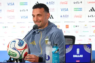 Лионел Скалони пред мач №100 начело на Аржентина и нов договор