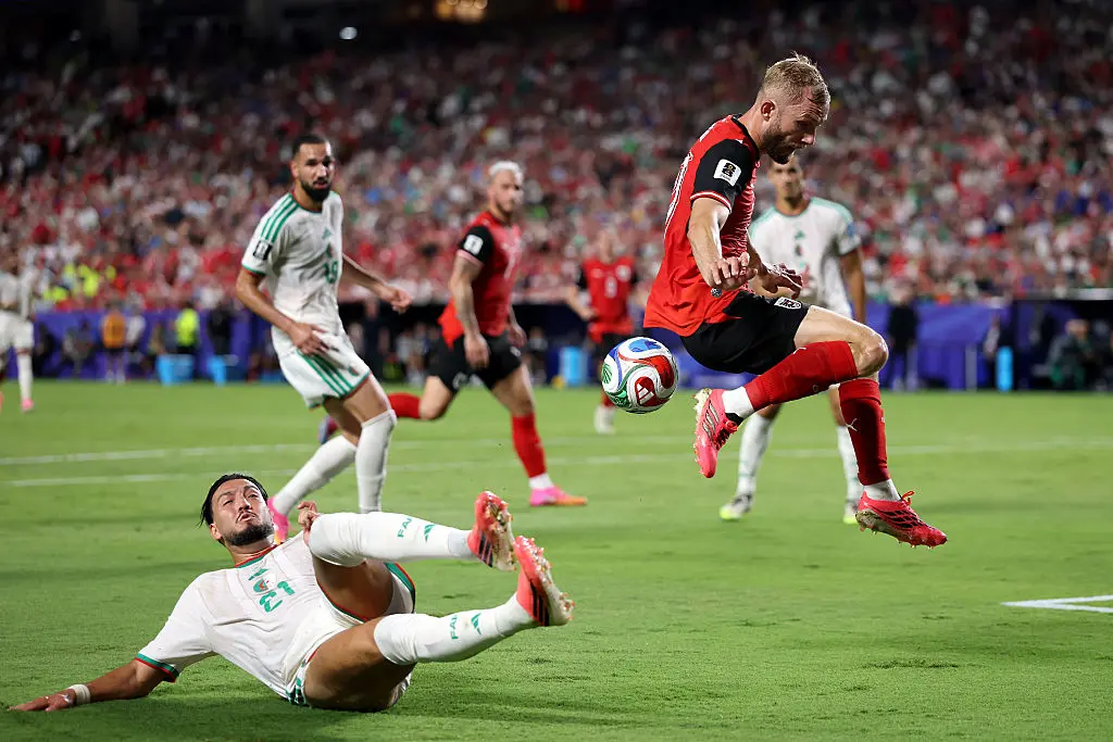 Рами Бенсебайни срещу Конрад Лаймер / Getty Images 