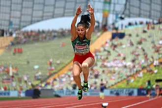 Алекс Начева изравни върховото си постижение