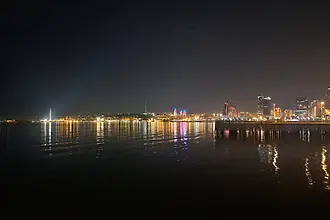 Градът на огъня и ветровете, който е едновременно в Европа и Азия, в древността и в съвременноста