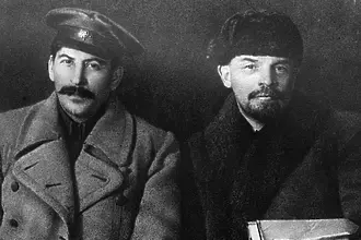 Съдийският стадион, носил имената на Ленин и Сталин, на който ЦСКА ще бори азерския доминант (ВИДЕО)