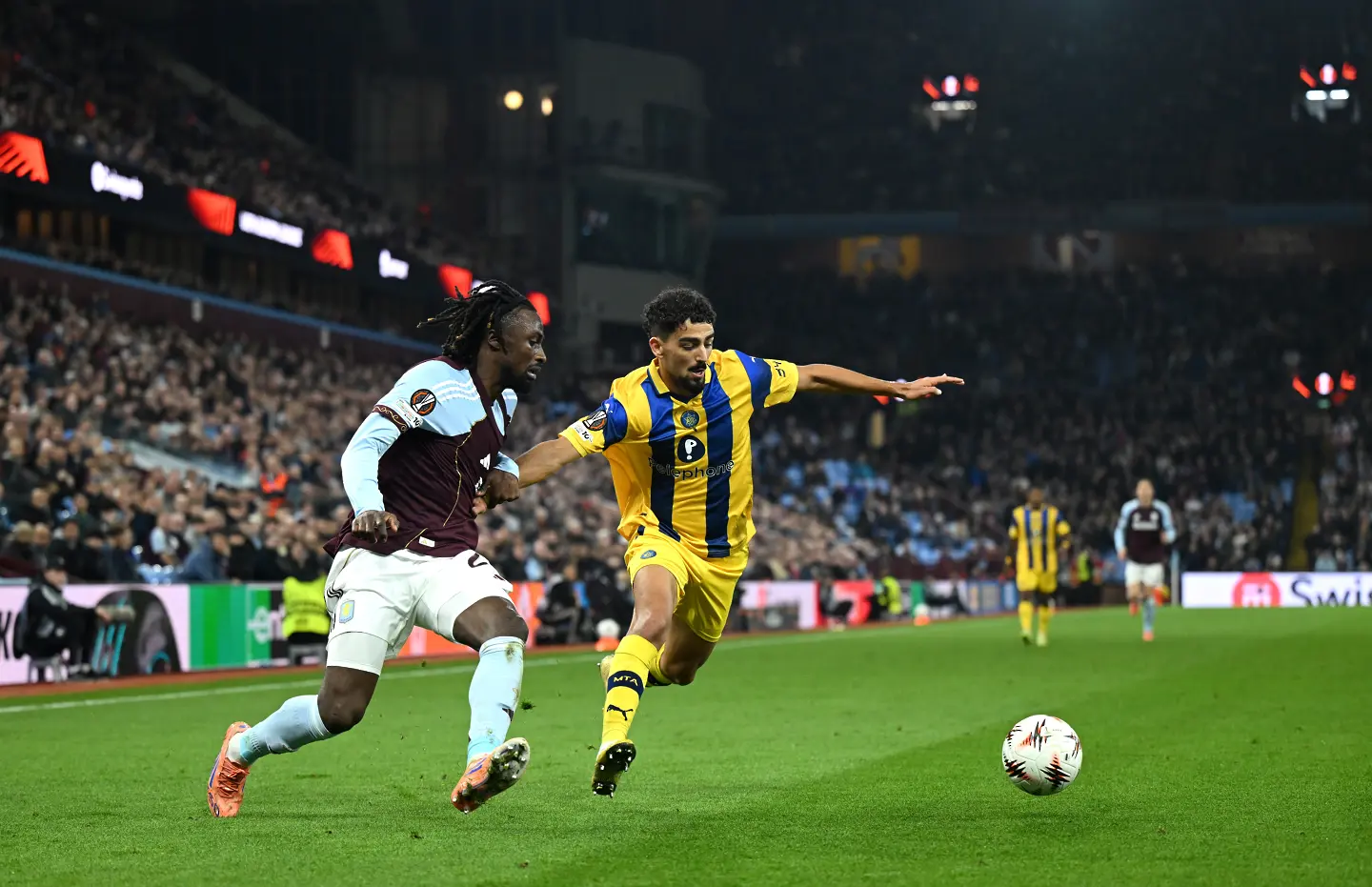 Еван Гесан, Рой Ревиво / Getty Images