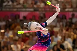 Стилияна Николова стана световна шампионка на бухалки във Франкфурт