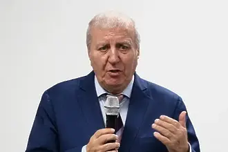 Бивш собственик на ЦСКА се кандидатира за президент