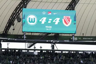 От 3:0, през 3:3, а накрая 4:4 - лудост във Втора Бундеслига