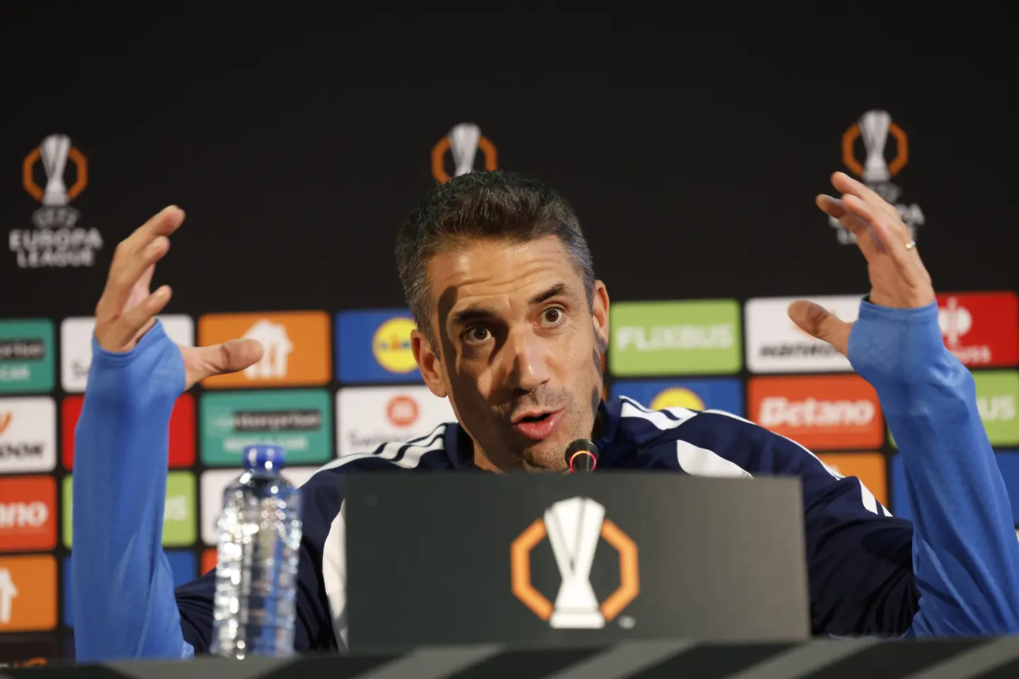 Хулио Веласкес / startphoto.bg 