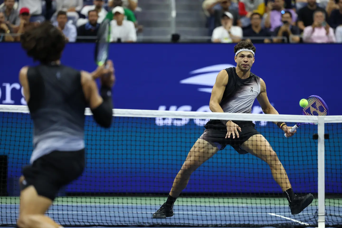 Бен Шелтън победи Карлос Алкарас и се класира за полуфиналите на US Open / Getty Images